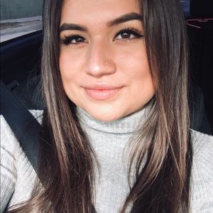 Meet your Posher, Melina